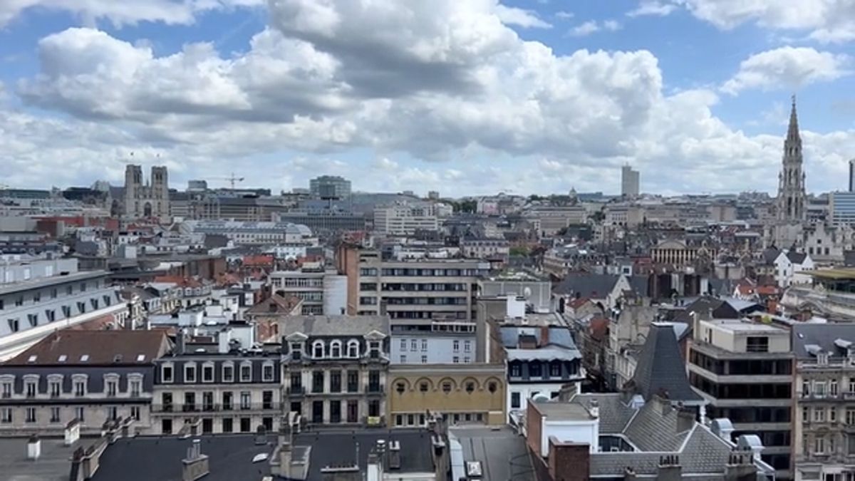 Brussels business district architecture